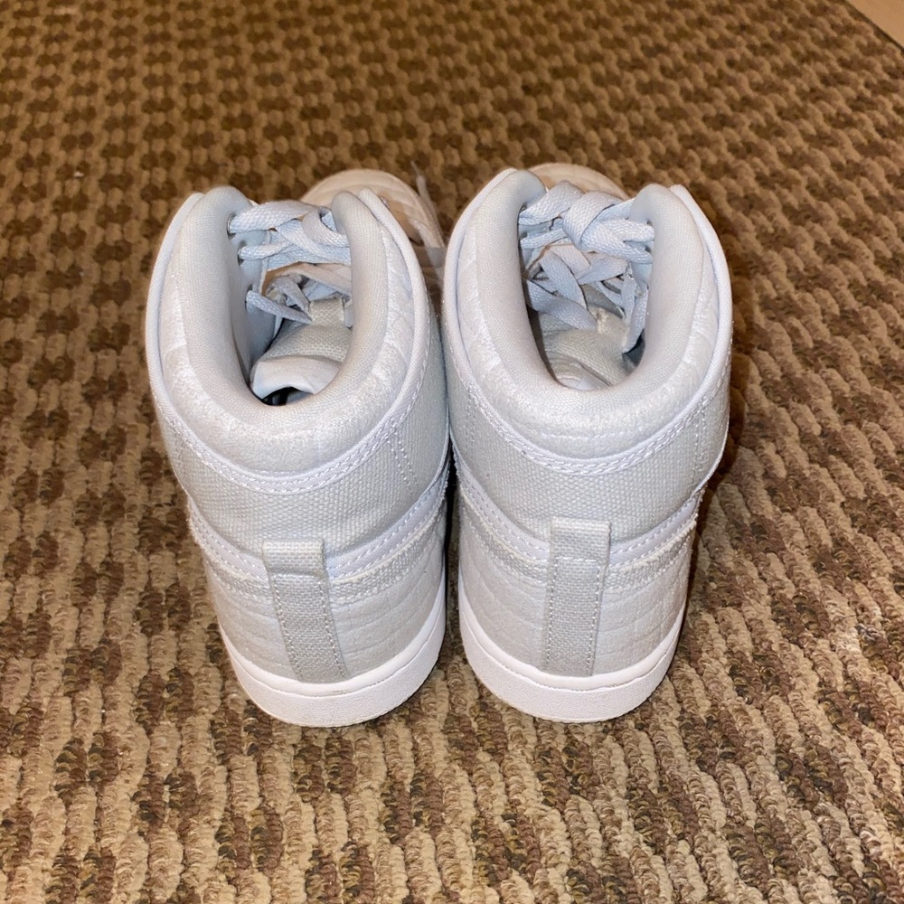 Jordan 1 Retro AJKO Pure Platinum - Picture 3 of 7